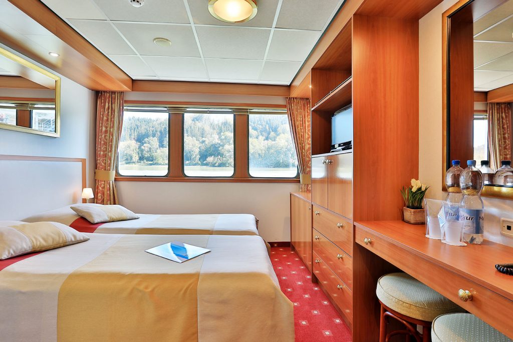 Cabin Main deck