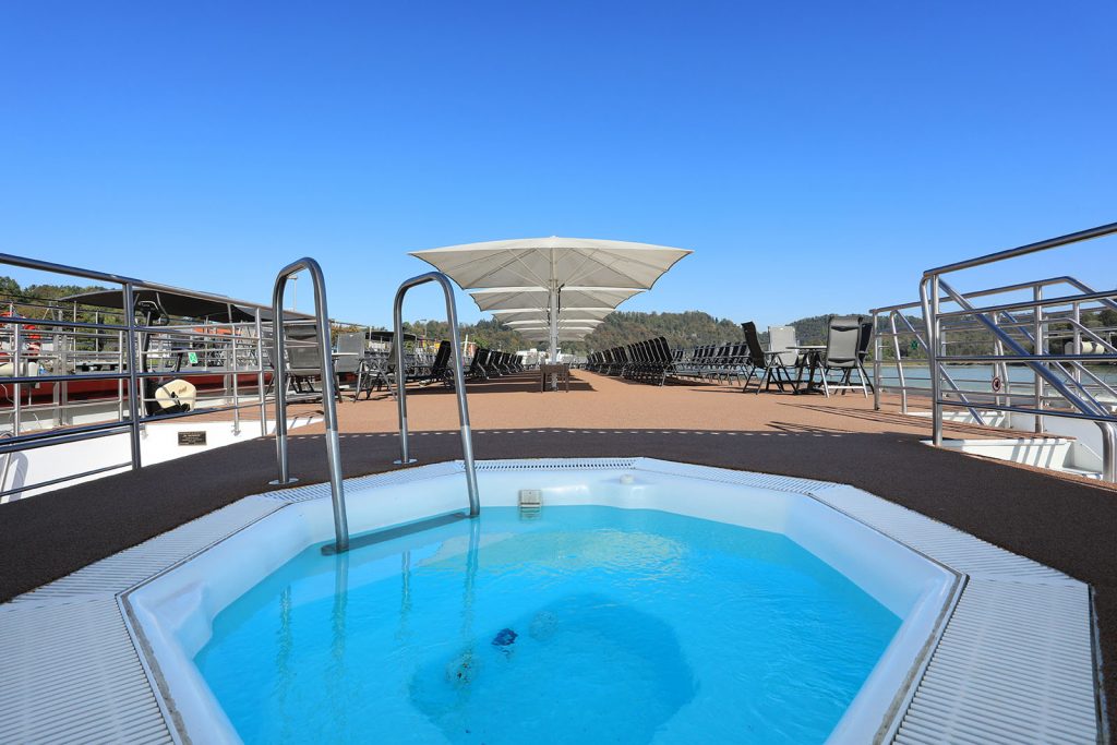 Sun deck