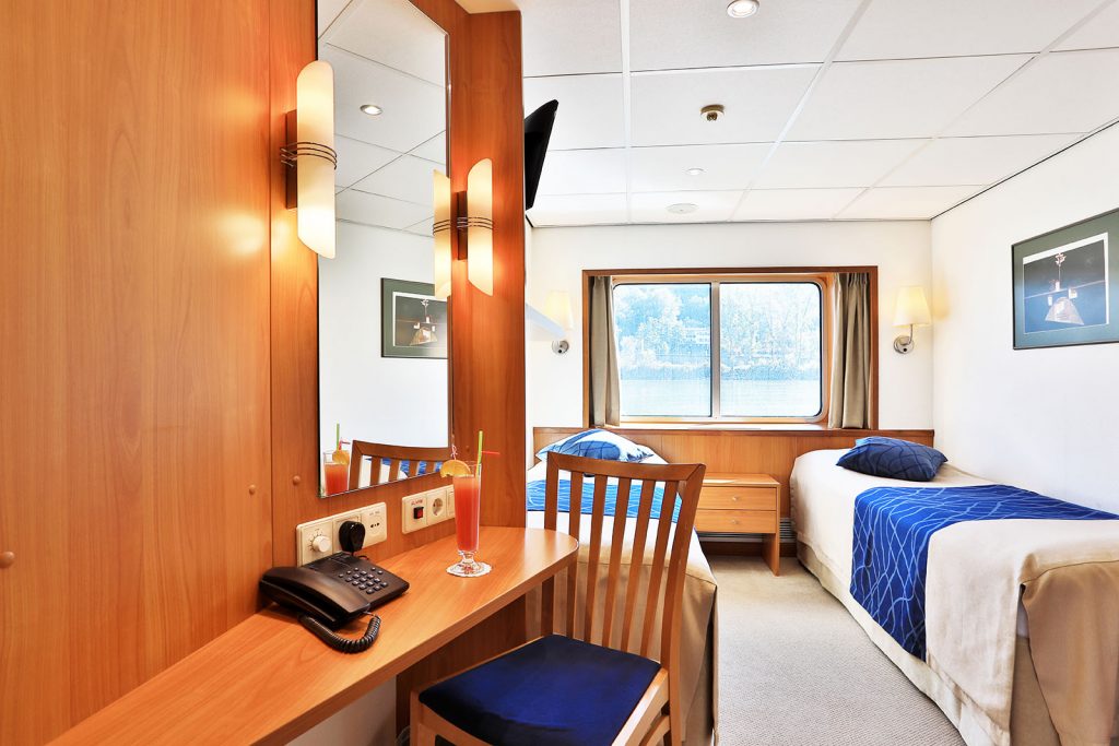 Cabin Upper deck
